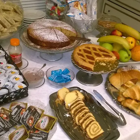 阿尔伯格玛丽亚加布里埃拉酒店 *